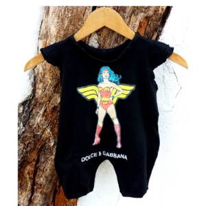 Duurzame-kleding-ontwerpen-Ibiza-babypakje